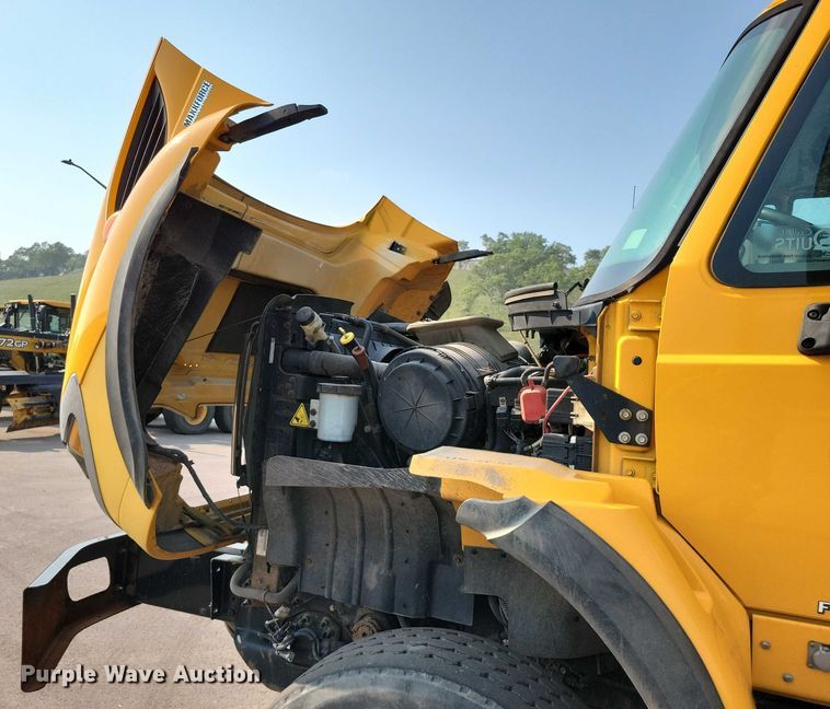 image for item DX7269 2012 International  7500 dump truck