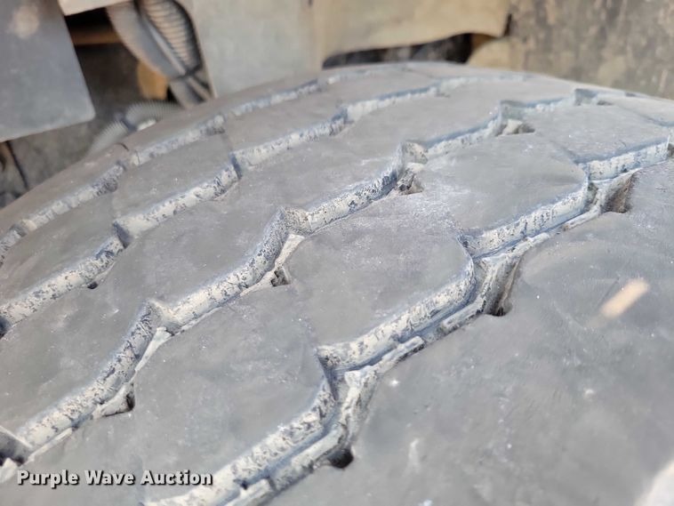 image for item DX7269 2012 International  7500 dump truck