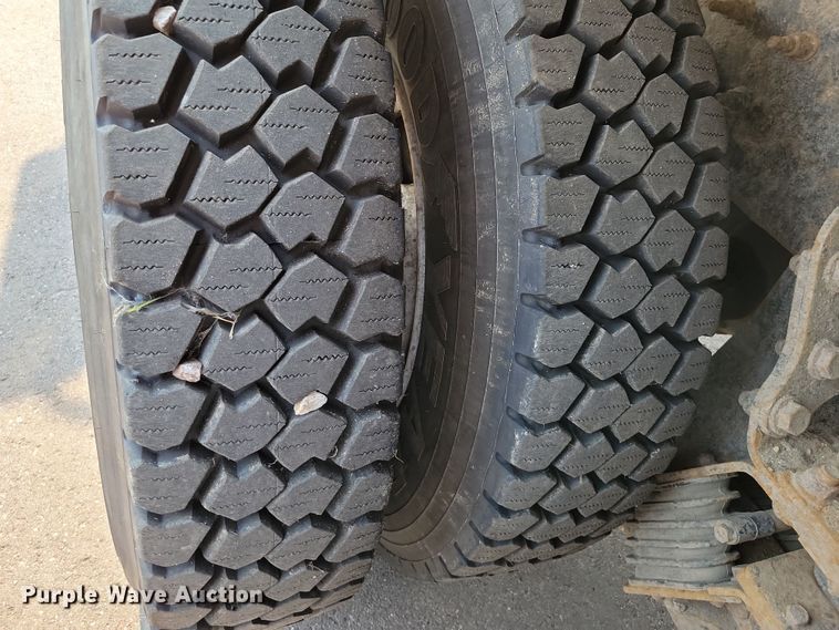 image for item DX7269 2012 International  7500 dump truck