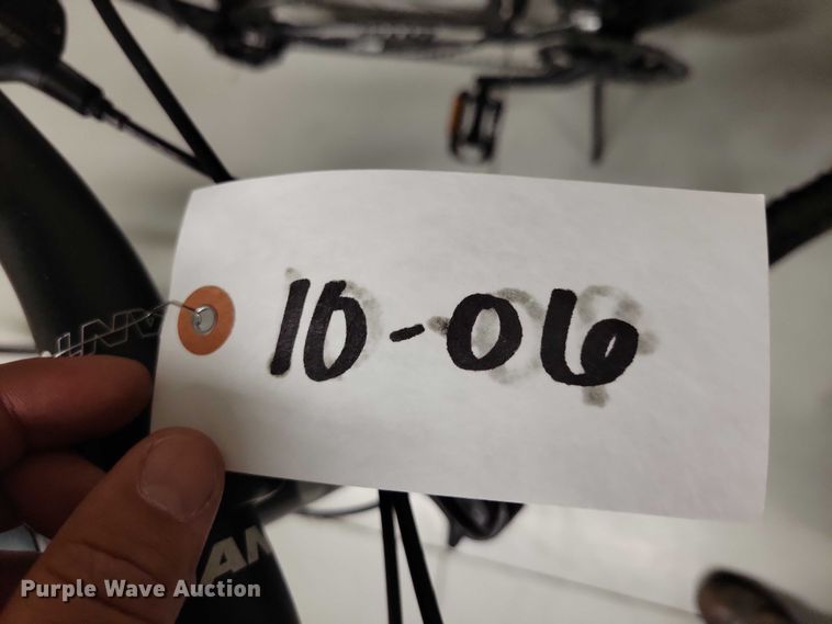 image for item DX7372 (9) bicycles