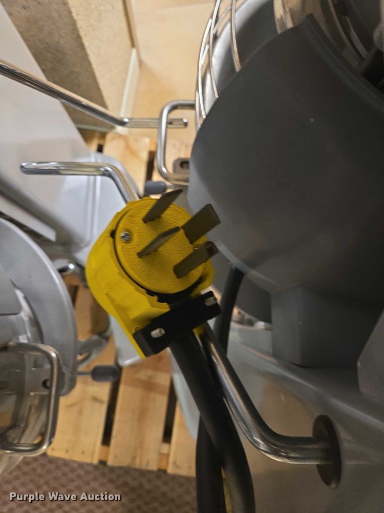 image for item DY1384 (2) Hobart HL400 mixers