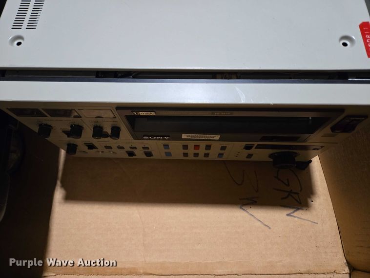 image for item DY1401 Electronics