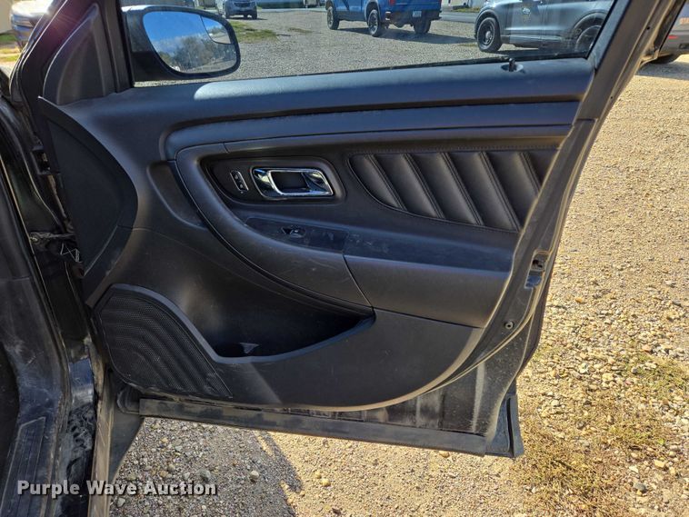 image for item DY1418 2014 Ford Taurus Police Interceptor 