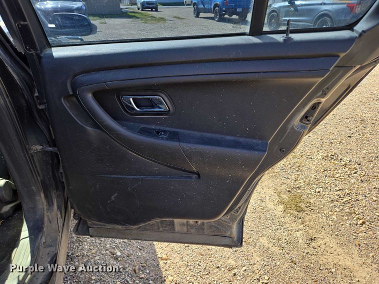 image for item DY1418 2014 Ford Taurus Police Interceptor 