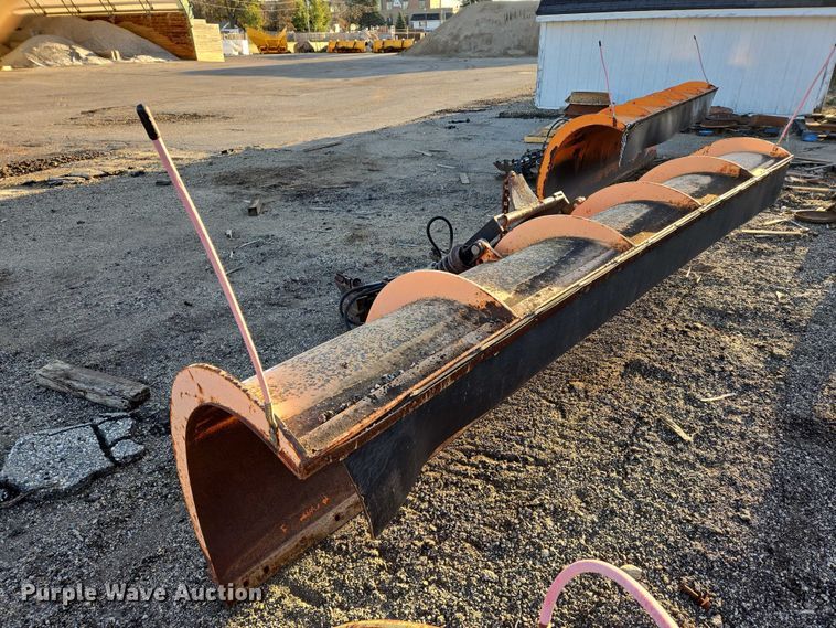 image for item DY1438 Monroe MP41R12-ISCT snow plow