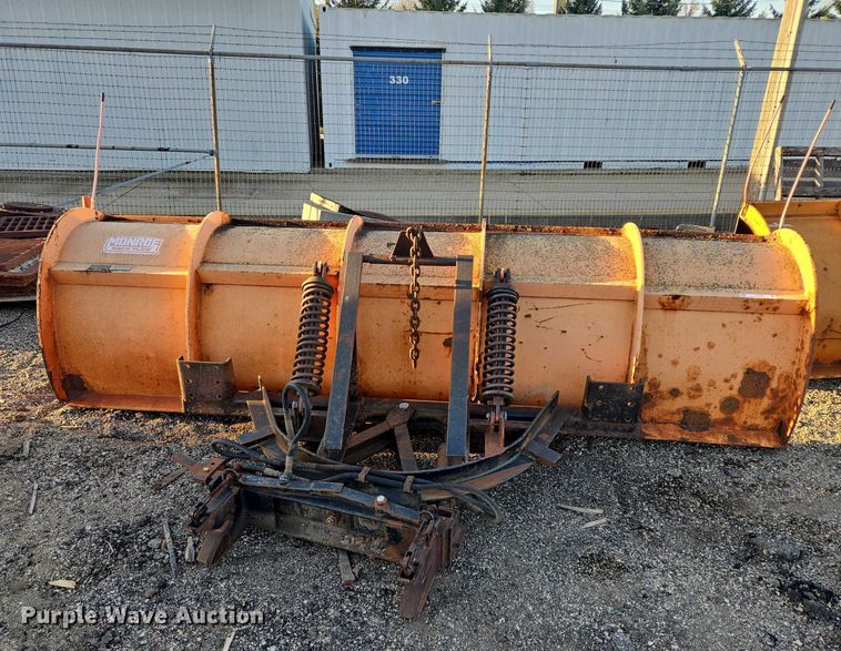 image for item DY1438 Monroe MP41R12-ISCT snow plow