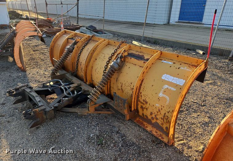 image for item DY1439 Henderson snow plow