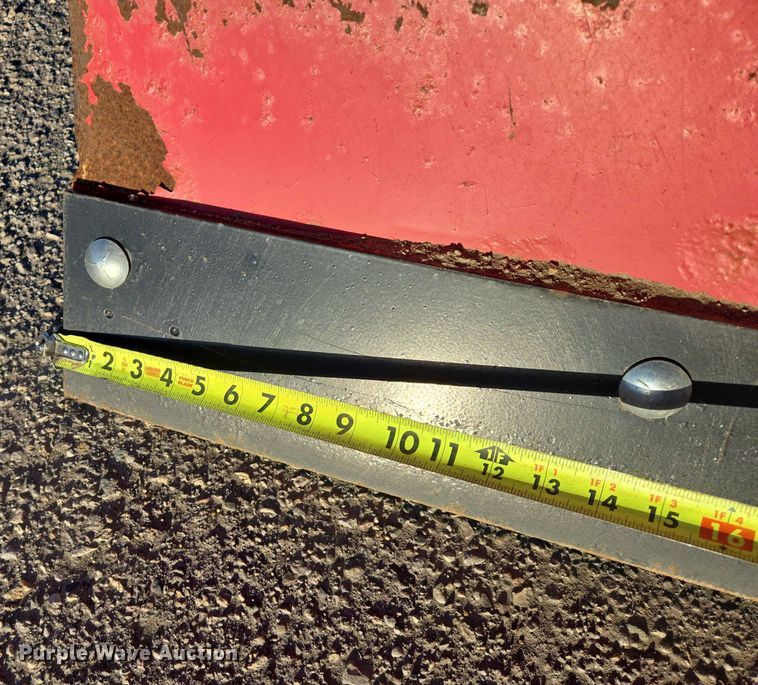 image for item DY1444 2003 Chevrolet Silverado 2500HD Ext. Cab pickup truck