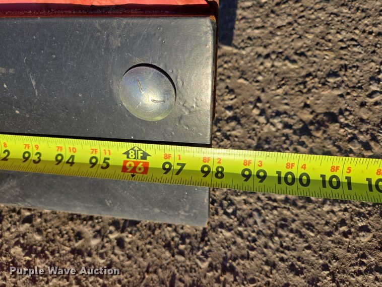 image for item DY1444 2003 Chevrolet Silverado 2500HD Ext. Cab pickup truck