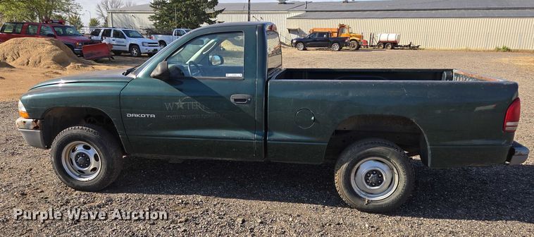 image for item DY1445 2001 Dodge Dakota pickup truck