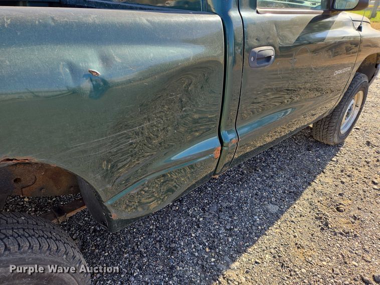 image for item DY1445 2001 Dodge Dakota pickup truck