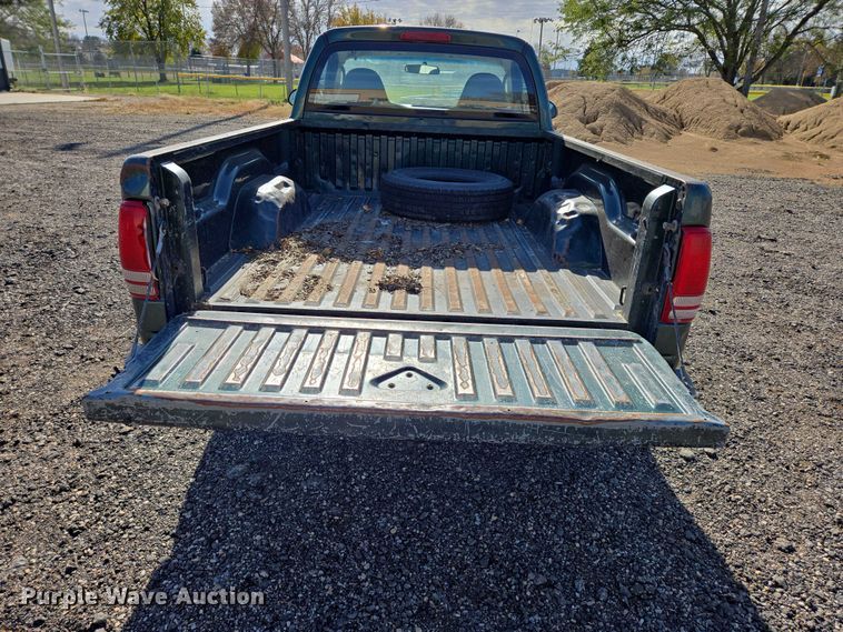 image for item DY1445 2001 Dodge Dakota pickup truck