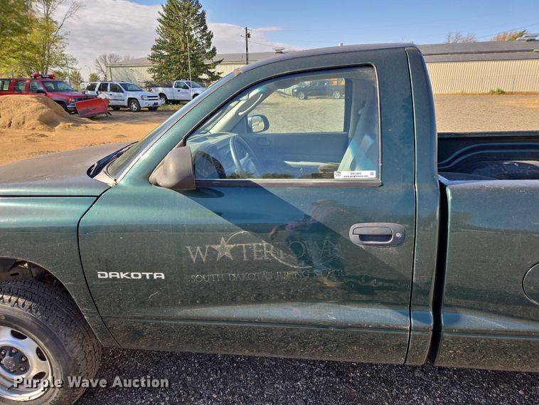 image for item DY1445 2001 Dodge Dakota pickup truck