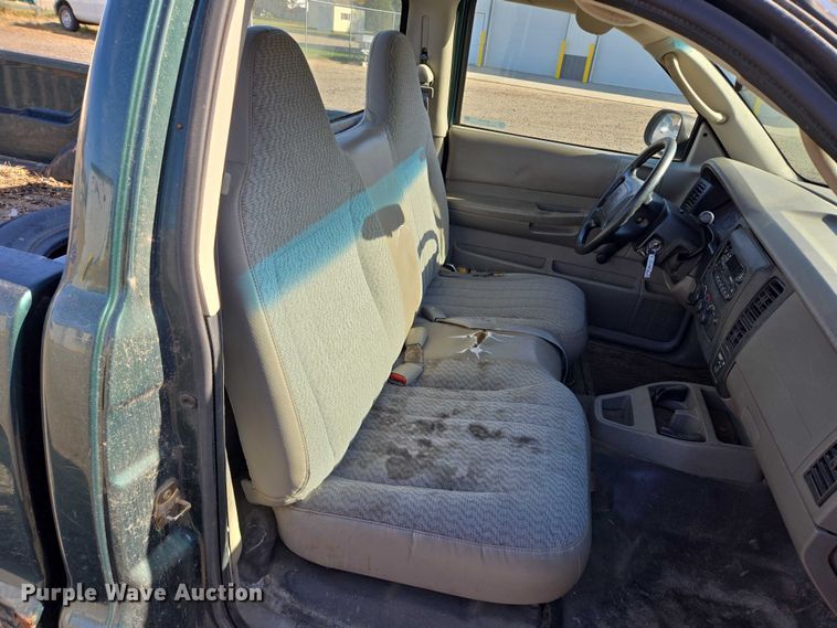 image for item DY1445 2001 Dodge Dakota pickup truck