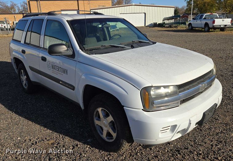 image for item DY1446 2004 Chevrolet TrailBlazer SUV
