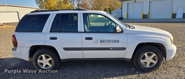 image for item DY1446 2004 Chevrolet TrailBlazer SUV