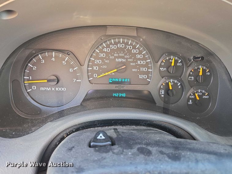 image for item DY1446 2004 Chevrolet TrailBlazer SUV