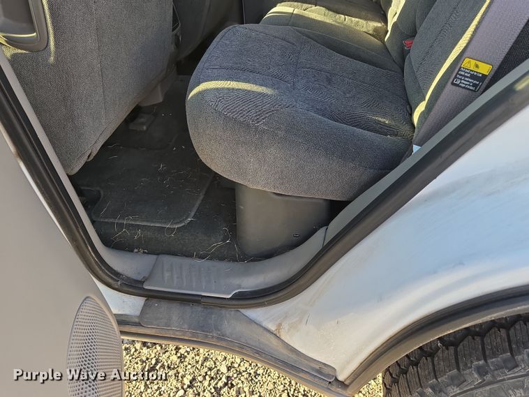 image for item DY1446 2004 Chevrolet TrailBlazer SUV