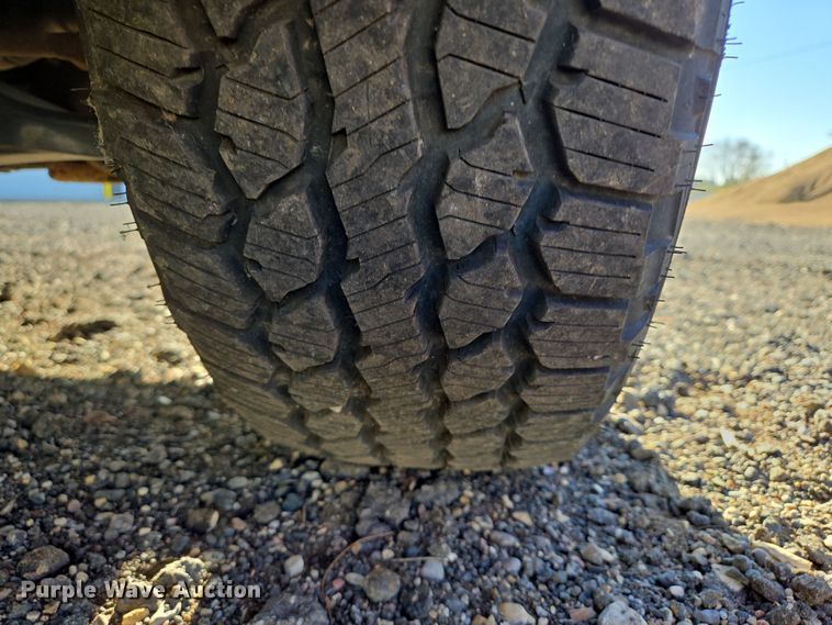 image for item DY1446 2004 Chevrolet TrailBlazer SUV