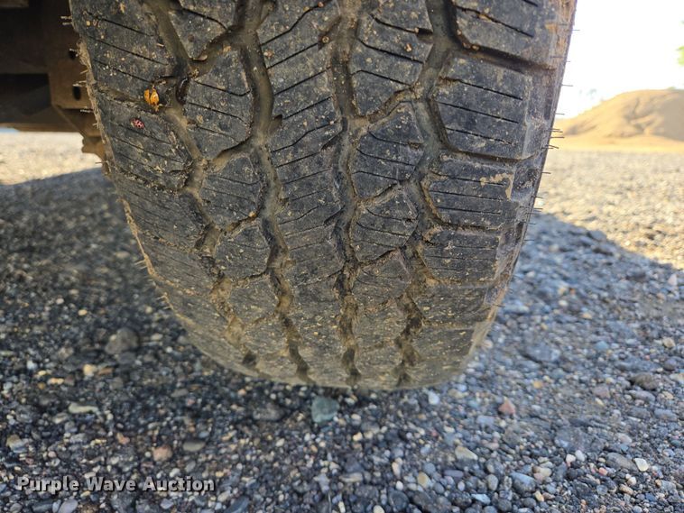 image for item DY1446 2004 Chevrolet TrailBlazer SUV