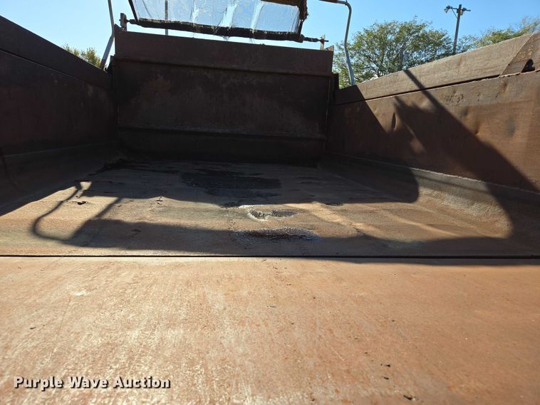 image for item DY1447 1999 International 4700 dump truck