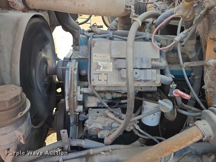 image for item DY1447 1999 International 4700 dump truck