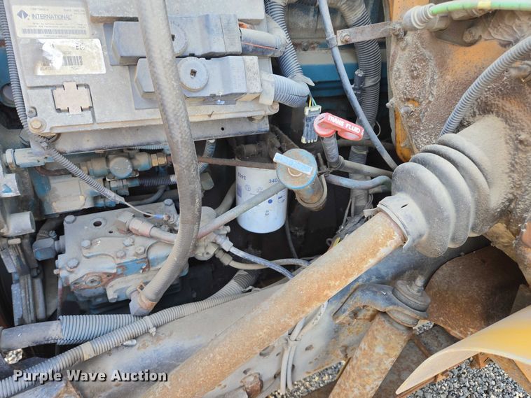 image for item DY1447 1999 International 4700 dump truck