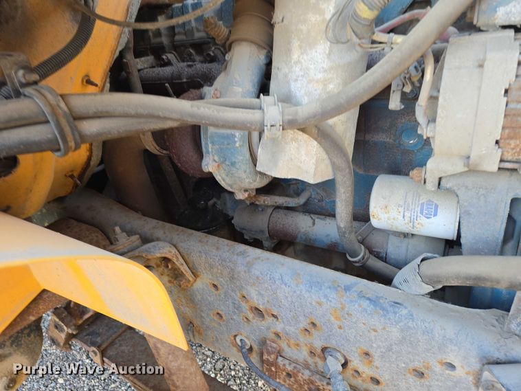 image for item DY1447 1999 International 4700 dump truck