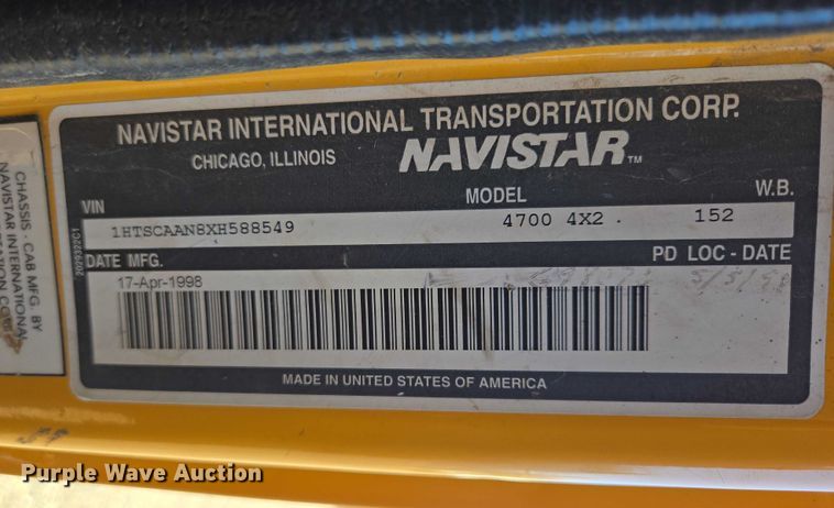 image for item DY1447 1999 International 4700 dump truck