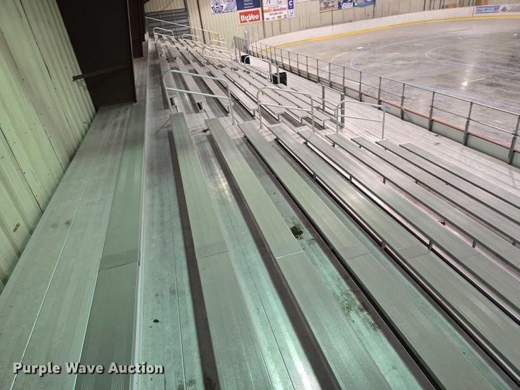 image for item DY1448 Aluminum bleachers