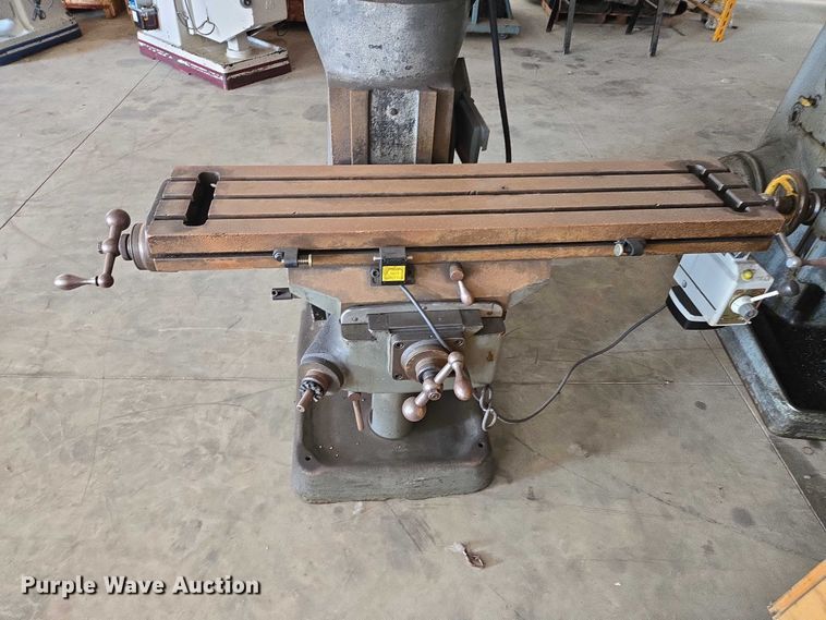 image for item DY1454 Bridgeport drill press