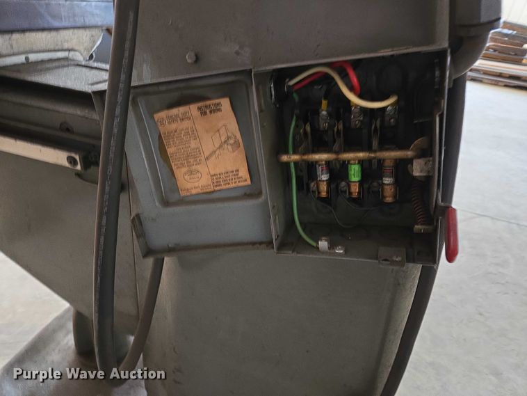 image for item DY1454 Bridgeport drill press