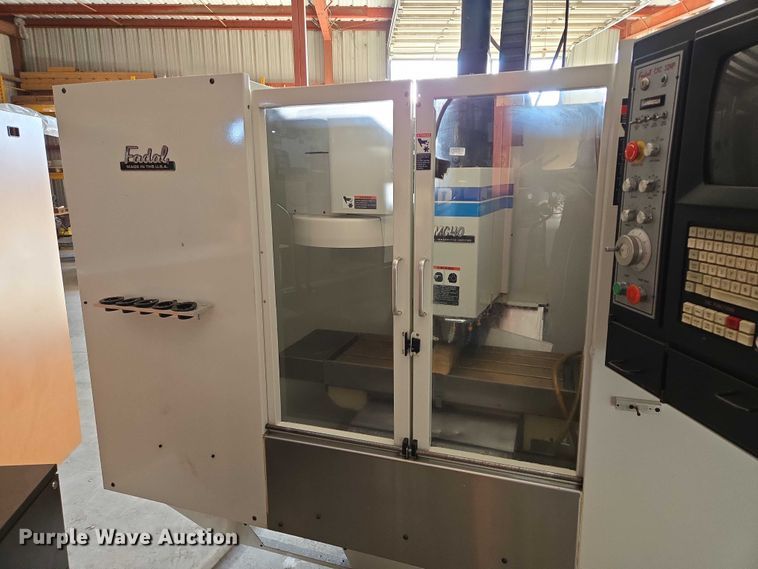 image for item DY1457 Fadal 904-1 CNC mill