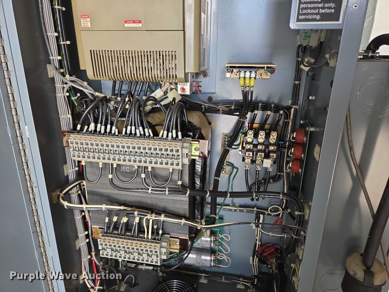 image for item DY1457 Fadal 904-1 CNC mill