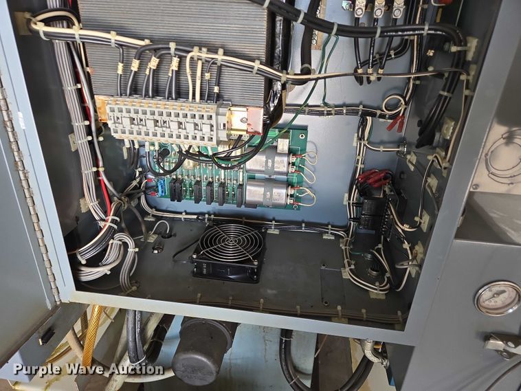 image for item DY1457 Fadal 904-1 CNC mill