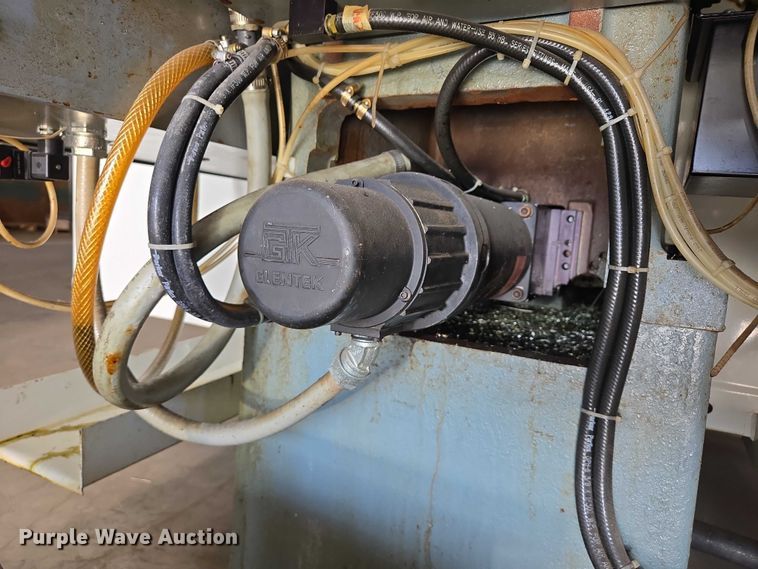 image for item DY1457 Fadal 904-1 CNC mill