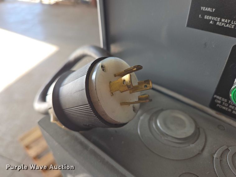 image for item DY1457 Fadal 904-1 CNC mill