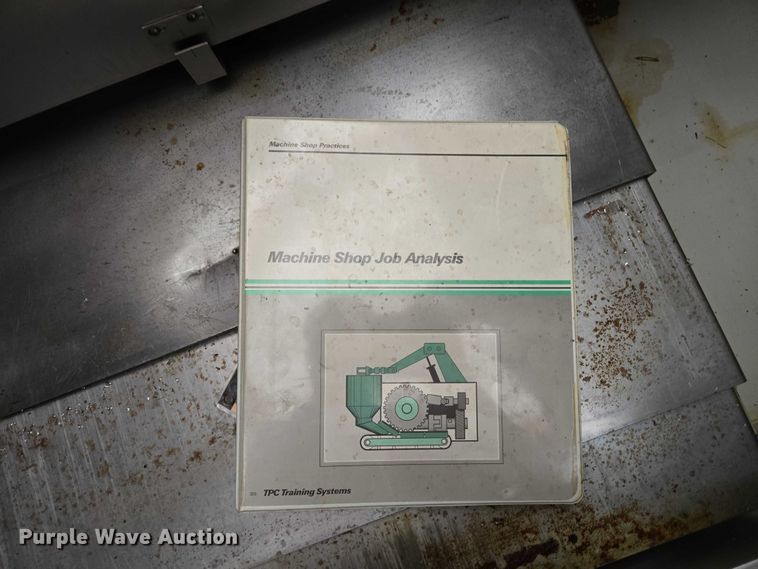 image for item DY1457 Fadal 904-1 CNC mill