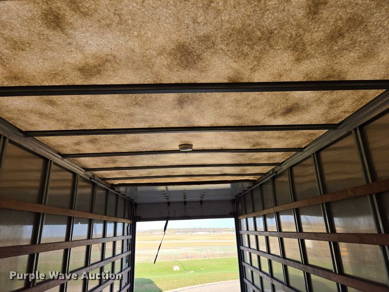 image for item DY1459 2004 International 4300 box truck