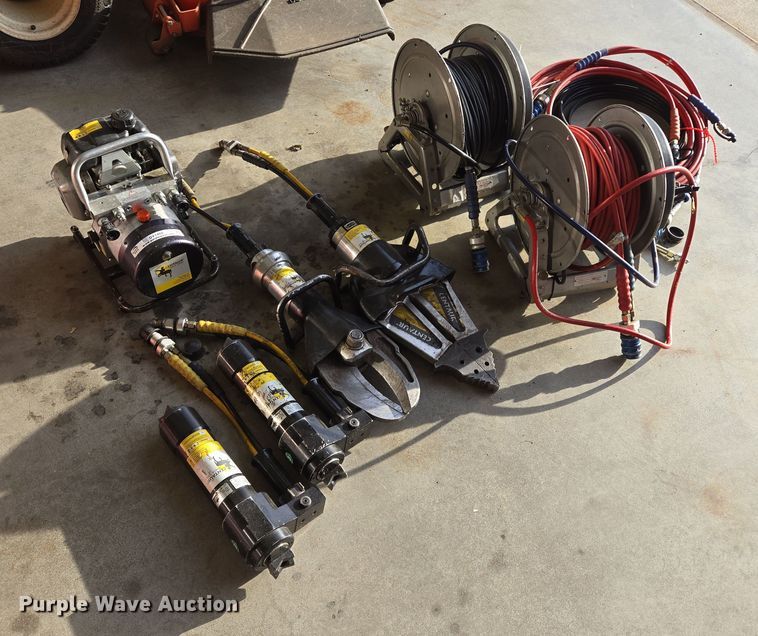 image for item DY1460 Rescue equipment