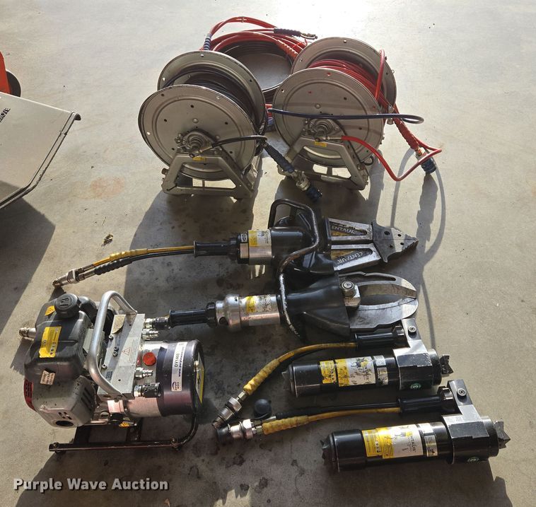 image for item DY1460 Rescue equipment