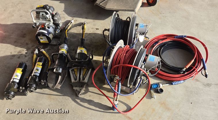image for item DY1460 Rescue equipment