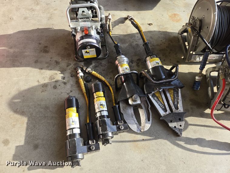 image for item DY1460 Rescue equipment