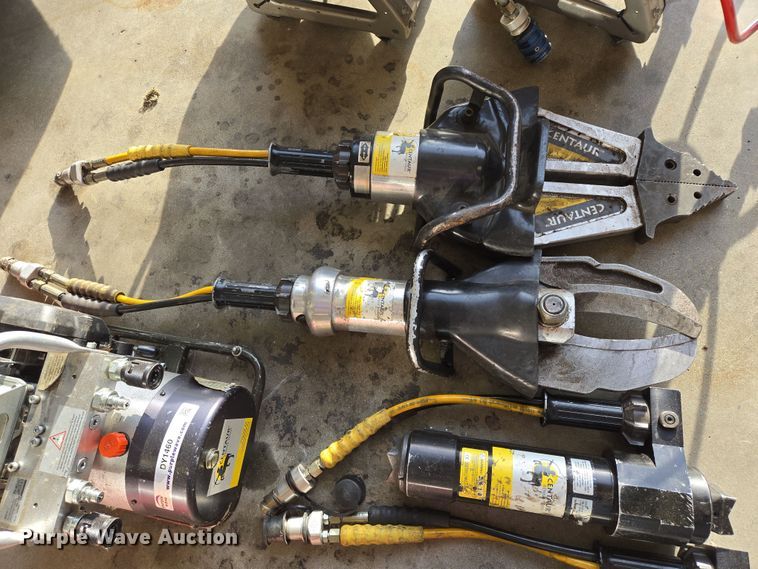 image for item DY1460 Rescue equipment