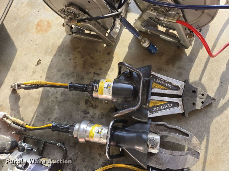 image for item DY1460 Rescue equipment