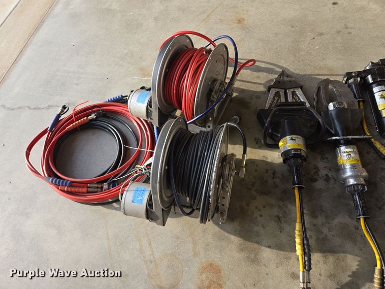 image for item DY1460 Rescue equipment
