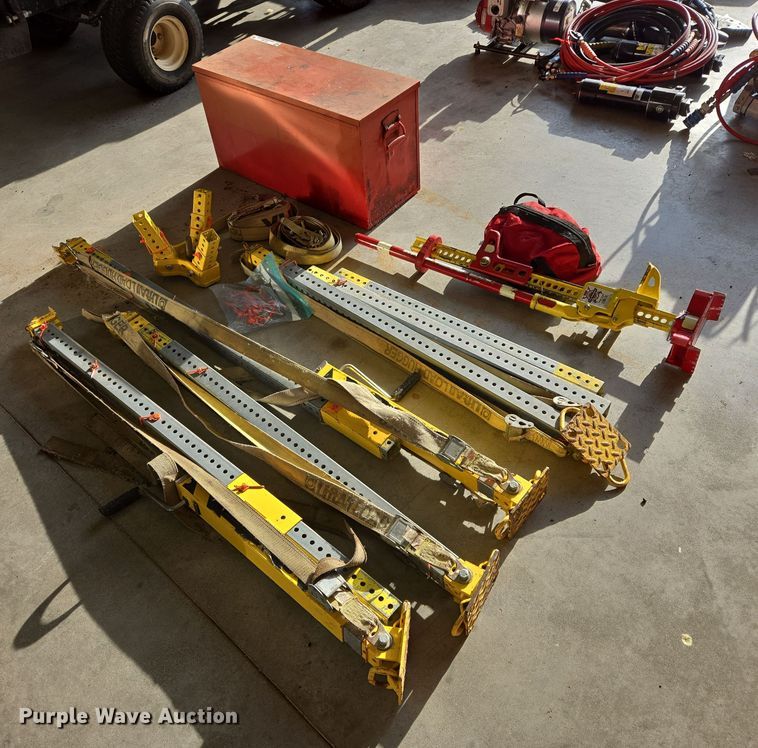 image for item DY1461 Vehicle rescue equipment