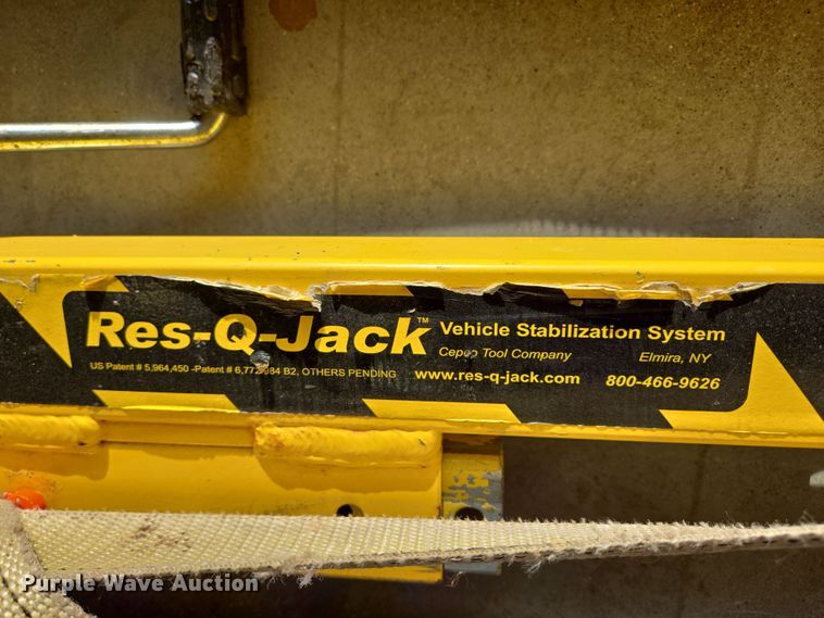 image for item DY1461 Vehicle rescue equipment