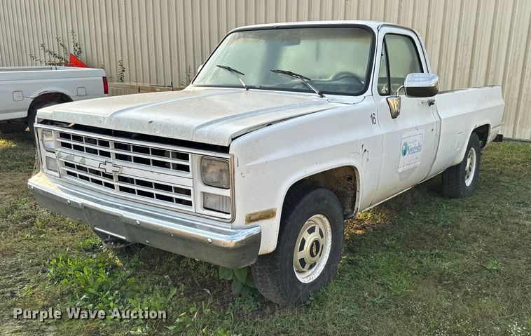 image for item DY8281 1986 Chevrolet C20 