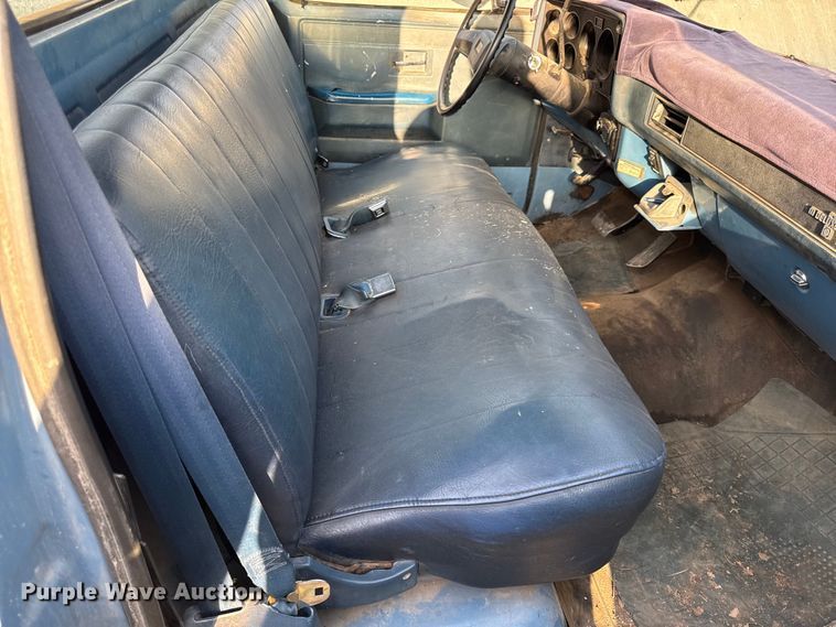 image for item DY8281 1986 Chevrolet C20 